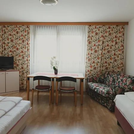 מלון Sommerhotel Karwendel