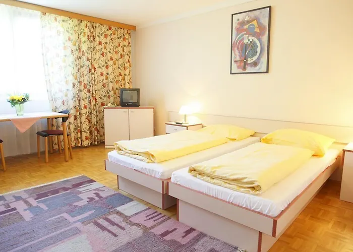 سوميرهوتيل كاروينديل 3* إنسبروك