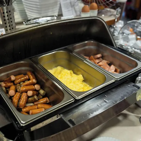 فندق سوميرهوتيل كاروينديل إنسبروك