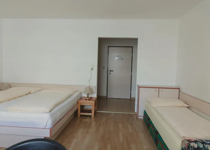 سوميرهوتيل كاروينديل 3*