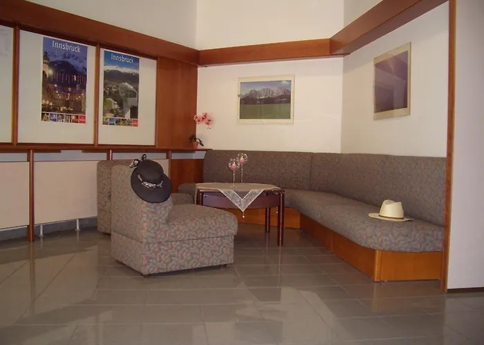 فندق سوميرهوتيل كاروينديل 3*