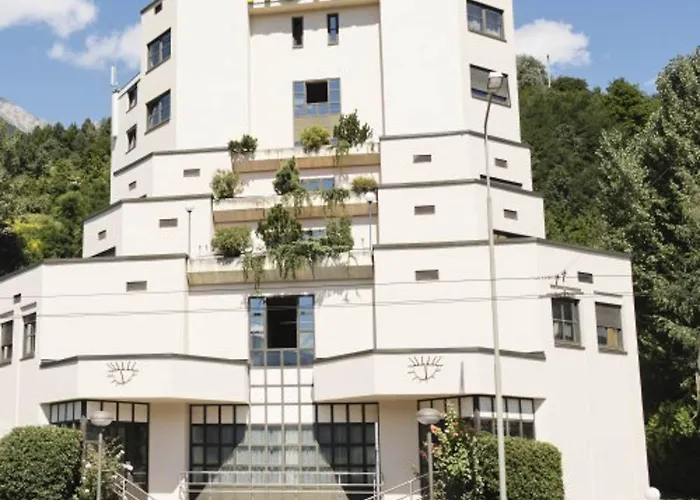 سوميرهوتيل كاروينديل 3*